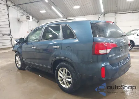 2015 Kia Sorento Lx из США, поврежденный, VIN 5XYKTCA66FG583066